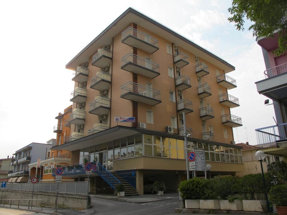Hotel Madrid Rimini Eksteriør bilde