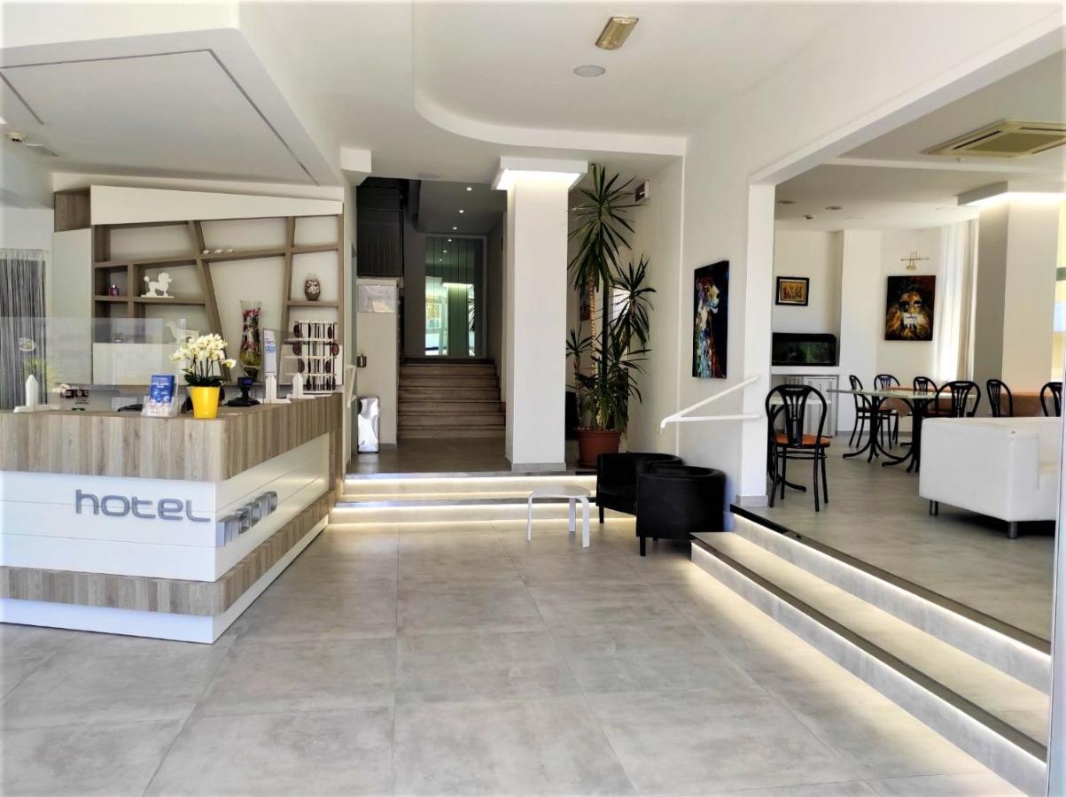 Hotel Madrid Rimini Eksteriør bilde