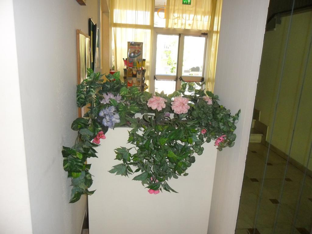 Hotel Madrid Rimini Rom bilde