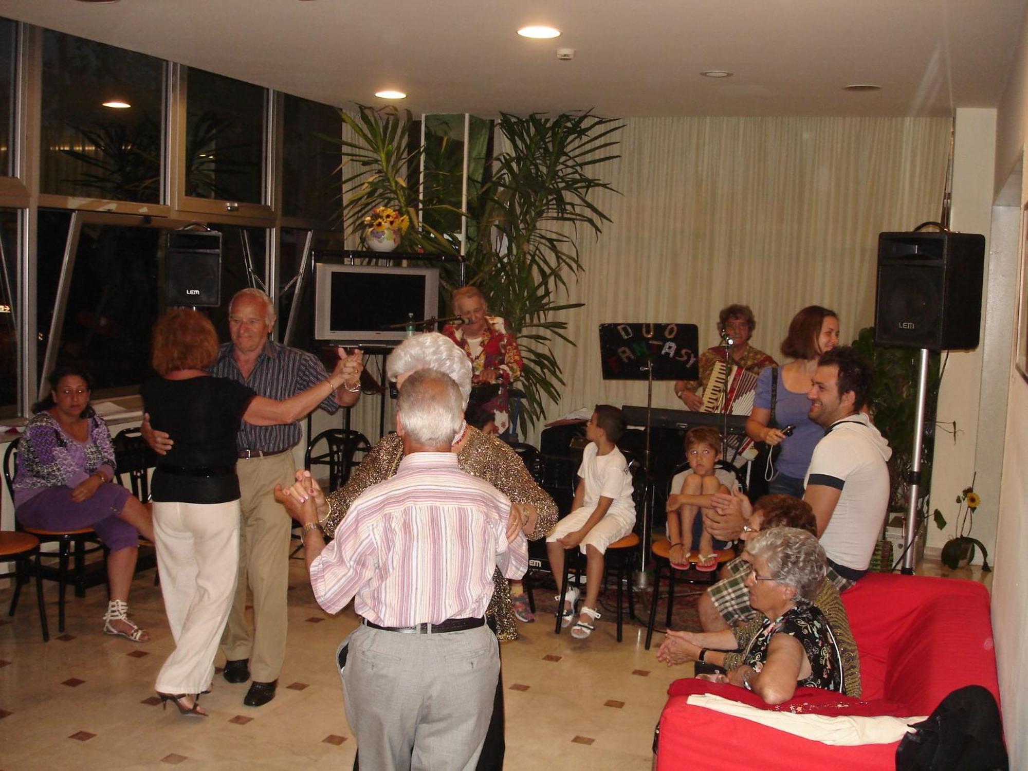 Hotel Madrid Rimini Eksteriør bilde