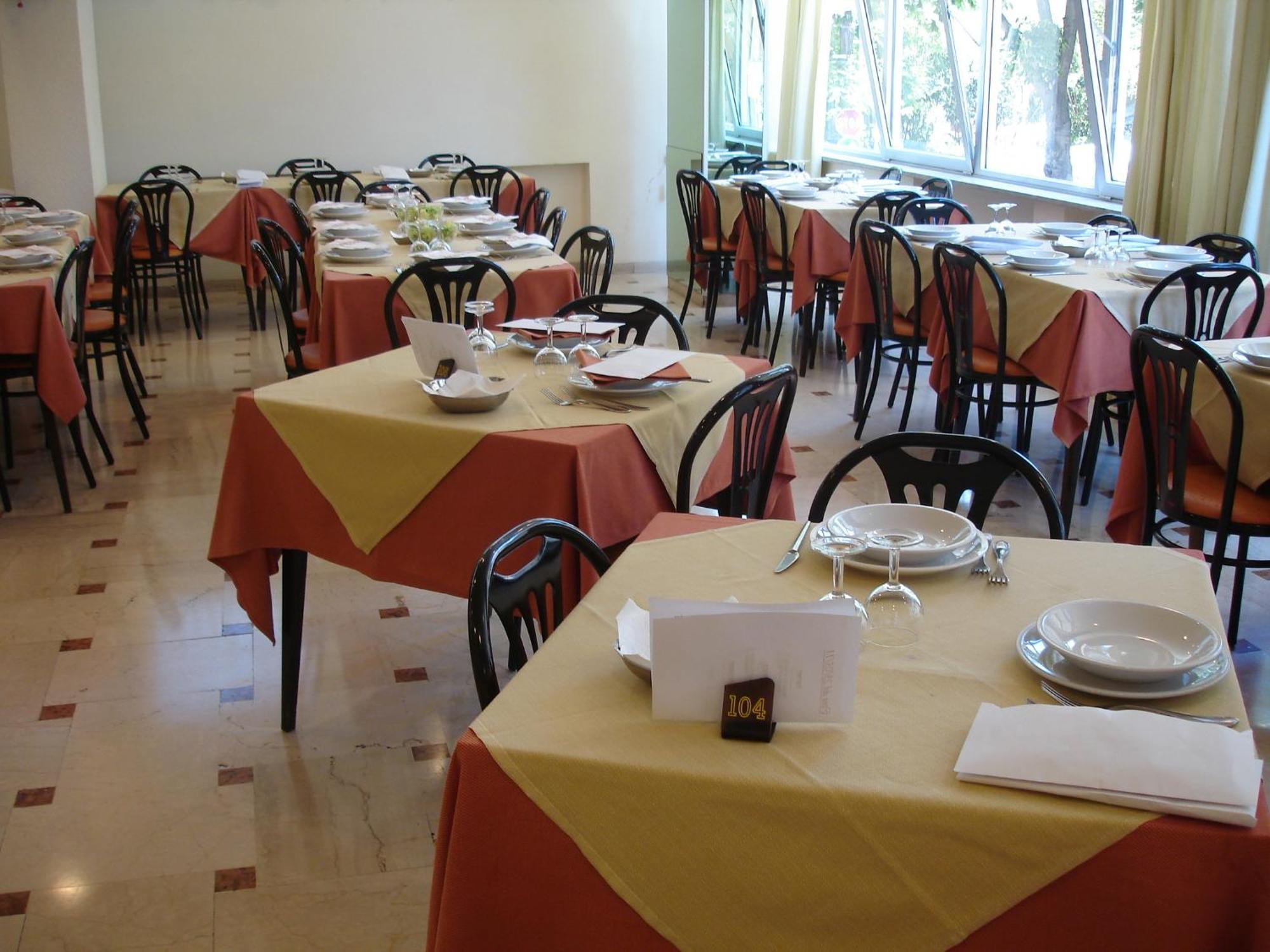 Hotel Madrid Rimini Eksteriør bilde