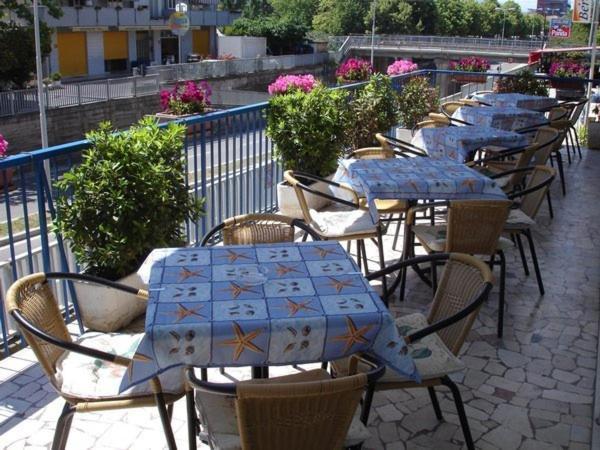 Hotel Madrid Rimini Eksteriør bilde